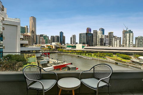 Melbourne Holiday Apartments Flinders Wharf - Accommodation Sunshine Coast 2