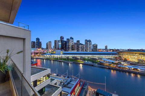 Melbourne Holiday Apartments Flinders Wharf - Accommodation Sunshine Coast 5