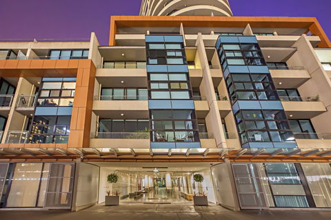 Melbourne Holiday Apartments Flinders Wharf - Accommodation Sunshine Coast 0