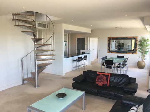 Geelong Waterfront Penthouse Apartment - Accommodation Sunshine Coast 3