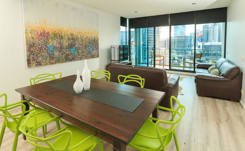 Waterfront Melbourne Apartments - Accommodation Sunshine Coast 18