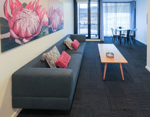 Waterfront Melbourne Apartments - Accommodation Sunshine Coast 19