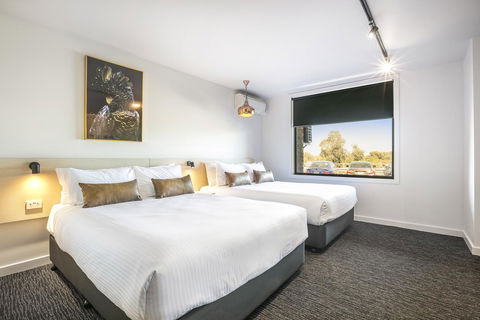 Nightcap At The Cheeky Squire - Accommodation Sunshine Coast 19