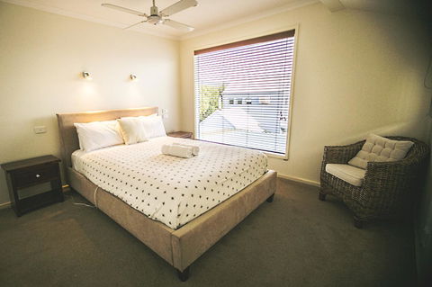 Rayville Boat Houses - Accommodation Sunshine Coast 10