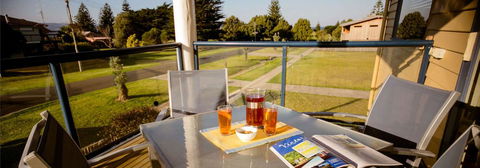 Rayville Boat Houses - Accommodation Sunshine Coast 2