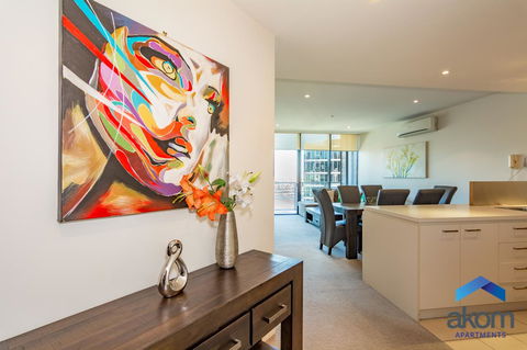 AKOM AT Docklands - Accommodation Sunshine Coast 3