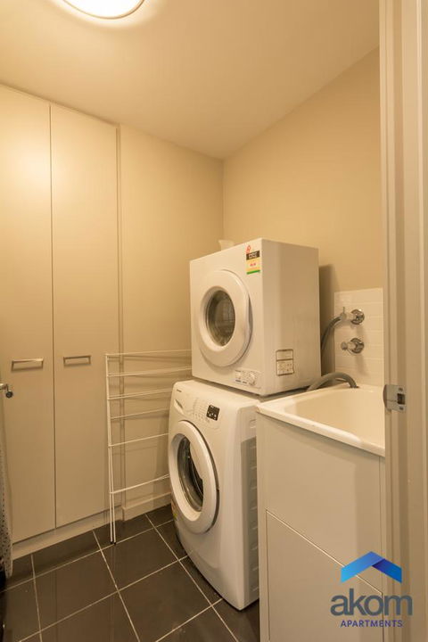 AKOM AT Docklands - Accommodation Sunshine Coast 28