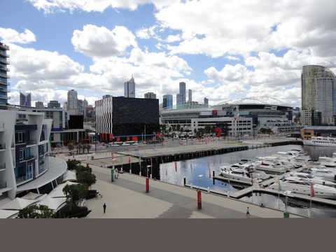AKOM AT Docklands - Accommodation Sunshine Coast 42