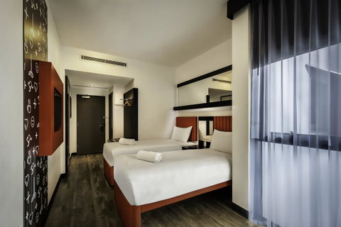 Essence Hotel Carlton - Accommodation Sunshine Coast 10
