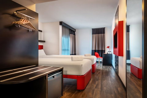 Essence Hotel Carlton - Accommodation Sunshine Coast 11