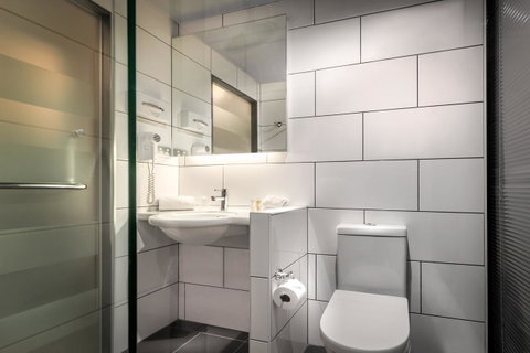 Essence Hotel Carlton - Accommodation Sunshine Coast 31