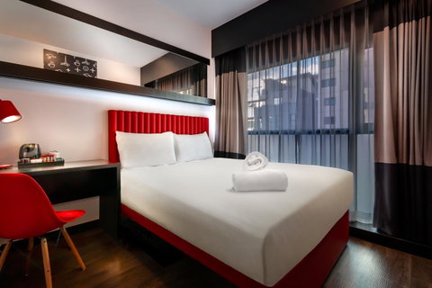 Essence Hotel Carlton - Accommodation Sunshine Coast 0