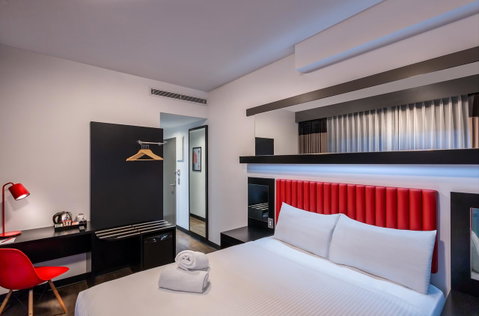 Essence Hotel Carlton - Accommodation Sunshine Coast 4