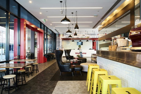 Essence Hotel Carlton - Accommodation Sunshine Coast 23