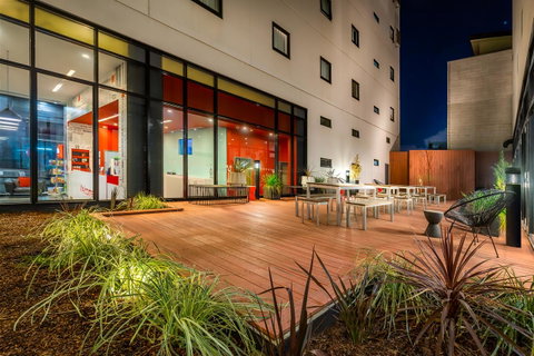 Essence Hotel Carlton - Accommodation Sunshine Coast 28