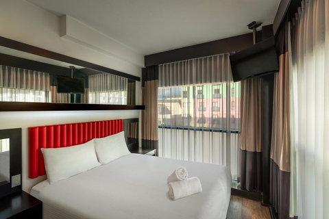 Essence Hotel Carlton - Accommodation Sunshine Coast 6