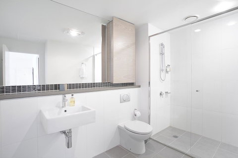 St Kilda Central Apartments - Accommodation Sunshine Coast 11