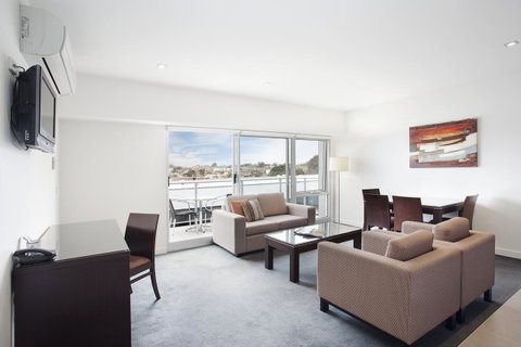St Kilda Central Apartments - Accommodation Sunshine Coast 16