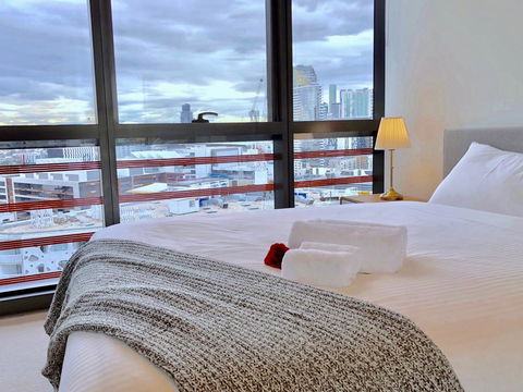 Pride Docklands Waterfront Apartment City View - Accommodation Sunshine Coast 42