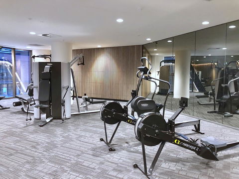 Pride Docklands Waterfront Apartment City View - Accommodation Sunshine Coast 36