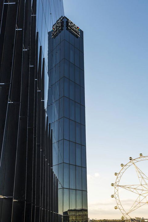 Vibe Hotel Melbourne Docklands - Accommodation Sunshine Coast 1
