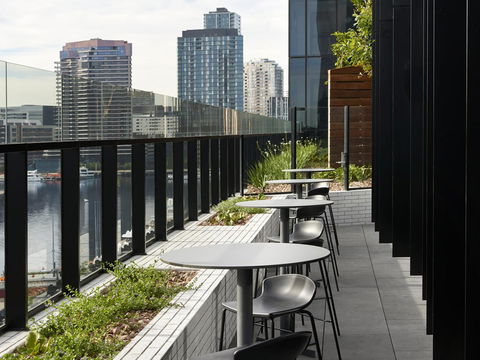 Vibe Hotel Melbourne Docklands - Accommodation Sunshine Coast 21