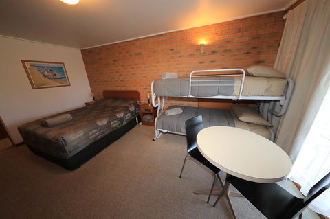 Quays Motel San Remo - Accommodation Sunshine Coast 11
