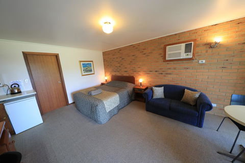 Quays Motel San Remo - Accommodation Sunshine Coast 13