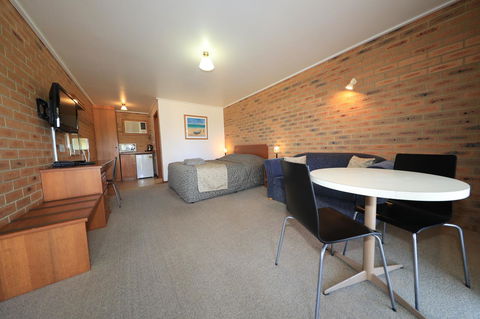 Quays Motel San Remo - Accommodation Sunshine Coast 16