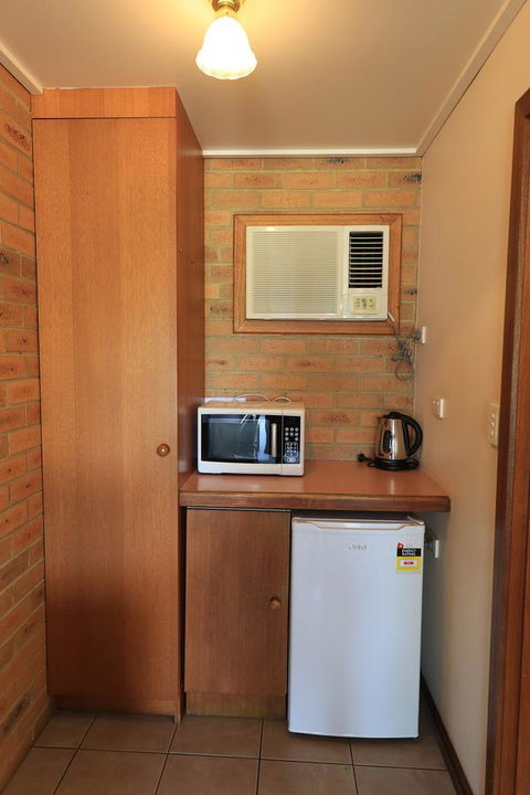 Quays Motel San Remo - Accommodation Sunshine Coast 7