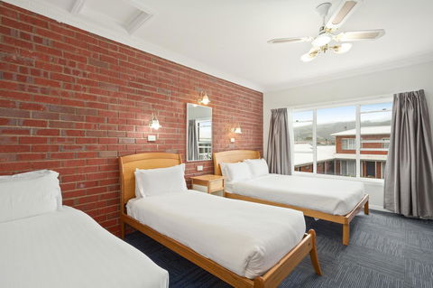 The International Motel Apollo Bay - Accommodation Sunshine Coast 25