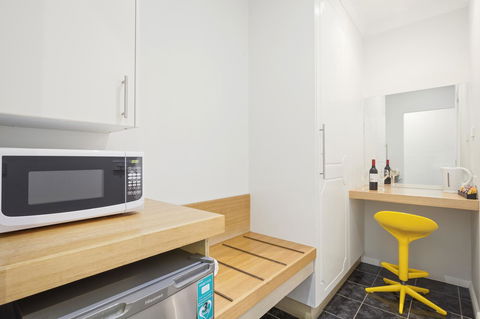 The International Motel Apollo Bay - Accommodation Sunshine Coast 20
