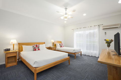 The International Motel Apollo Bay - Accommodation Sunshine Coast 32