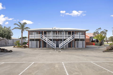 The International Motel Apollo Bay - Accommodation Sunshine Coast 5