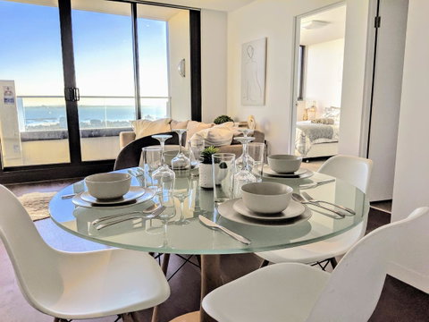Homestay Ocean View With Gym Sauna - Accommodation Sunshine Coast 11