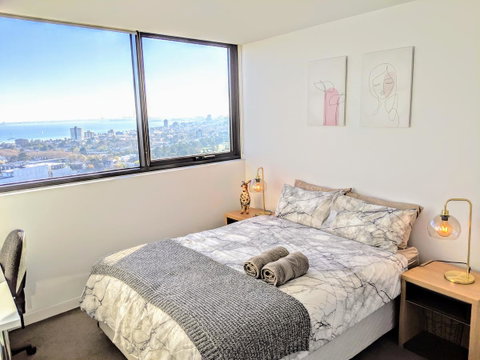 Homestay Ocean View With Gym Sauna - Accommodation Sunshine Coast 30