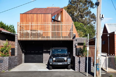 Richmond Â· 3 Level Architecturally Designed Richmond House - Accommodation Sunshine Coast 15