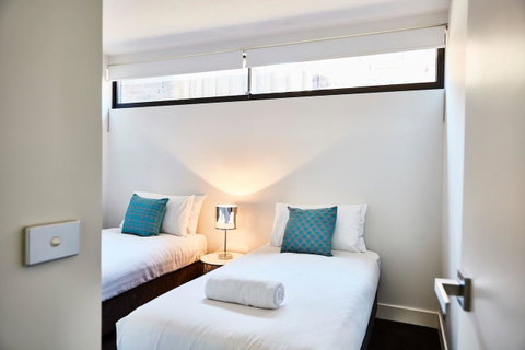 Richmond Â· 3 Level Architecturally Designed Richmond House - Accommodation Sunshine Coast 7