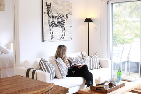 Capella Villa No. 4 - Stunning Luxury Decor Inside And Out - Accommodation Sunshine Coast 5