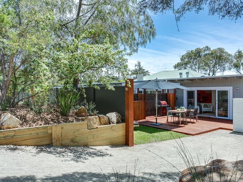 Capella Villa No. 4 - Stunning Luxury Decor Inside And Out - Accommodation Sunshine Coast 7