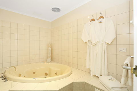 Quality Inn & Suites The Menzies - Accommodation Sunshine Coast 35