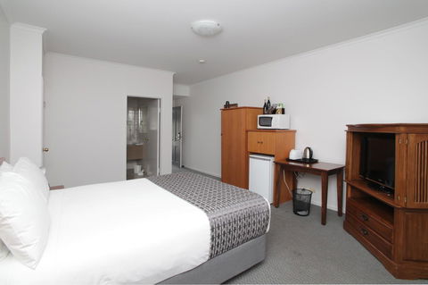 Quality Inn & Suites The Menzies - Accommodation Sunshine Coast 7