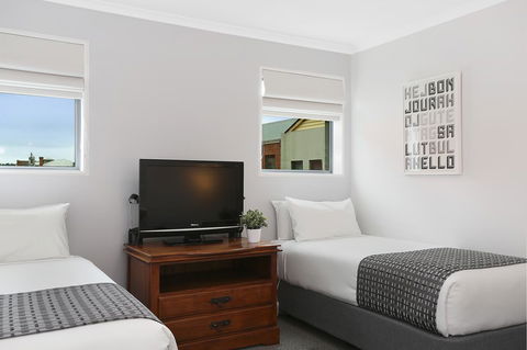 Quality Inn & Suites The Menzies - Accommodation Sunshine Coast 14