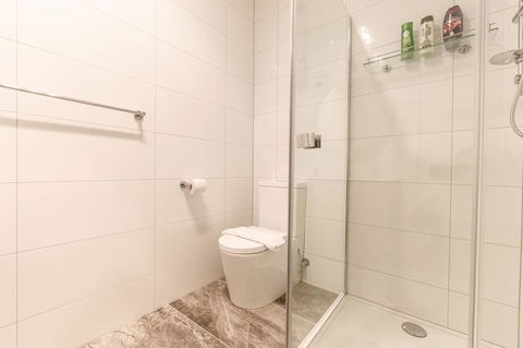 Unique 3 Bedroom Central CBD Townhouse - Accommodation Sunshine Coast 10