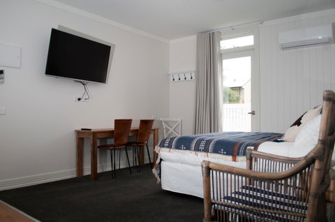 Anchor Geelong - Accommodation Sunshine Coast 1