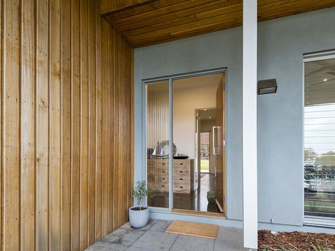 Aireys Ocean View - Accommodation Sunshine Coast 15