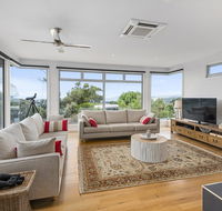 Aireys Ocean View - Accommodation Sunshine Coast