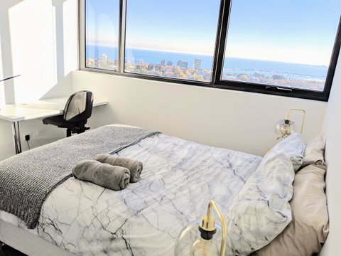 Breathtaking View Apartment With Gym & Sauna - Accommodation Sunshine Coast 15
