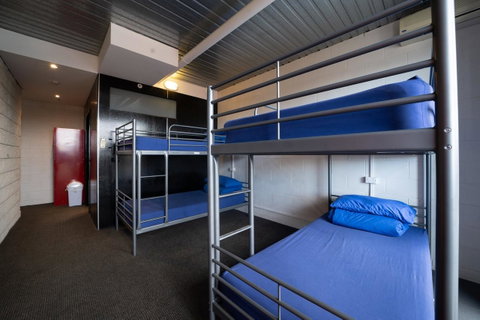 Summer House Melbourne - Accommodation Sunshine Coast 7