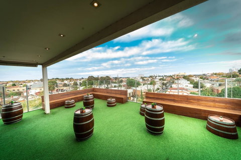 Summer House Melbourne - Accommodation Sunshine Coast 0